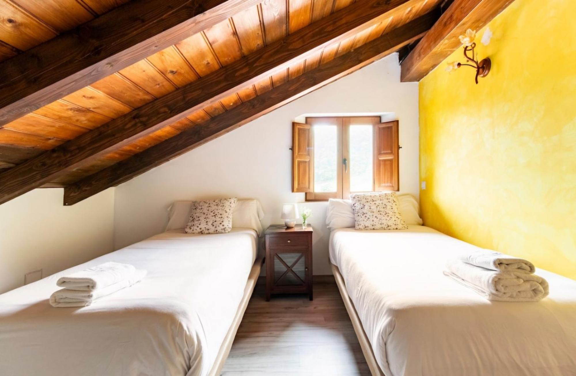 Casa De Pueblo Las Golondrinas De Luena San Miguel de Luena Buitenkant foto