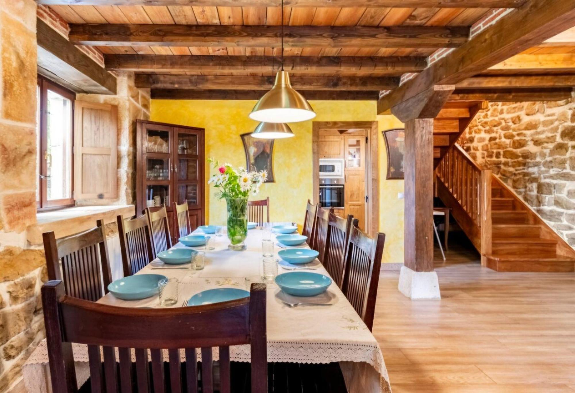 Casa De Pueblo Las Golondrinas De Luena San Miguel de Luena Buitenkant foto