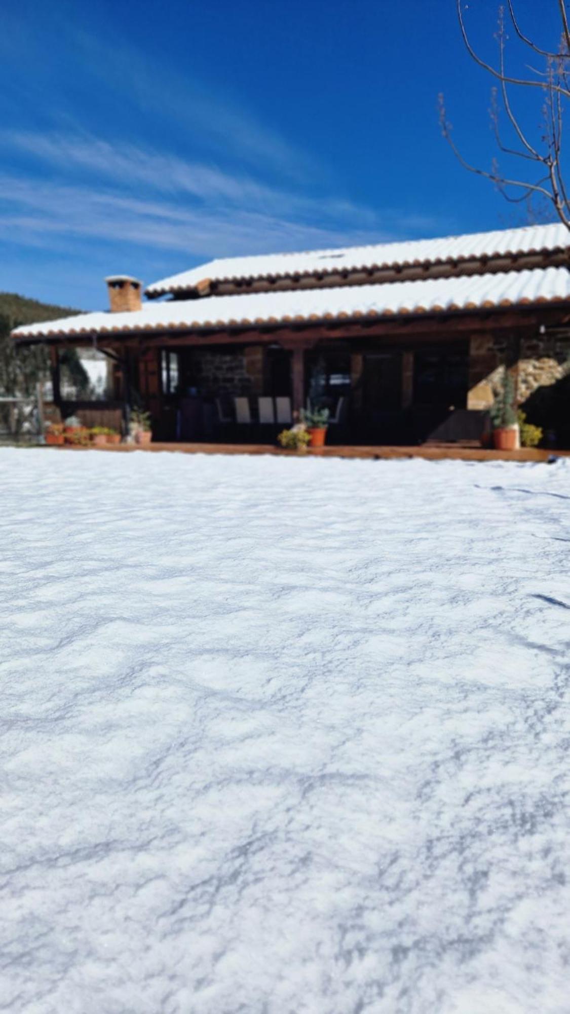 Casa De Pueblo Las Golondrinas De Luena San Miguel de Luena Buitenkant foto