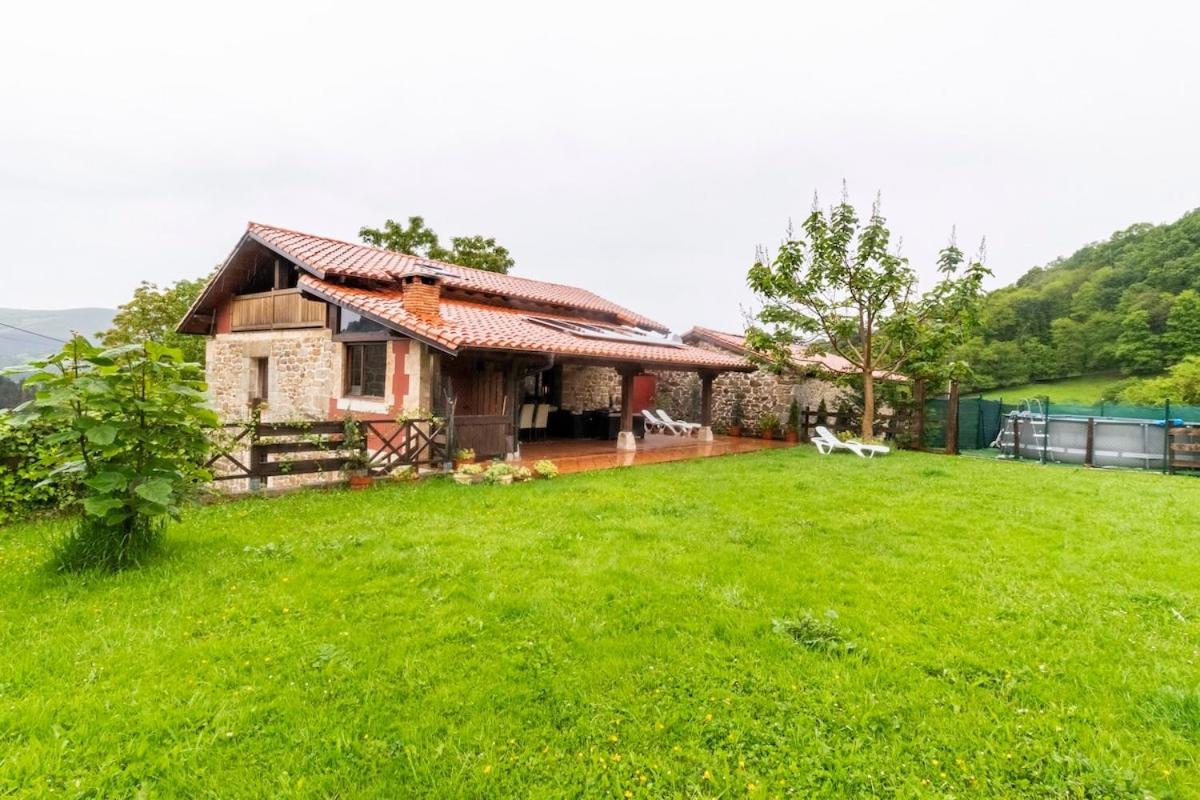 Casa De Pueblo Las Golondrinas De Luena San Miguel de Luena Buitenkant foto