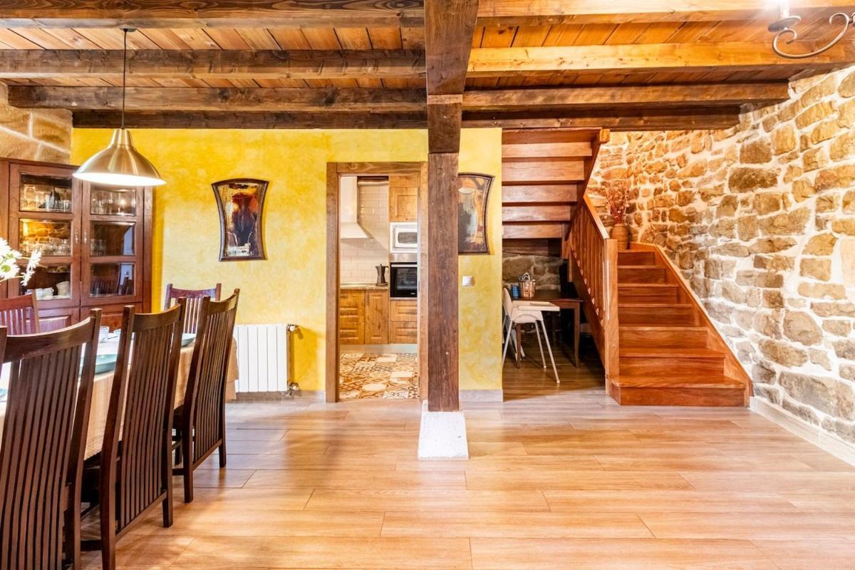 Casa De Pueblo Las Golondrinas De Luena San Miguel de Luena Buitenkant foto
